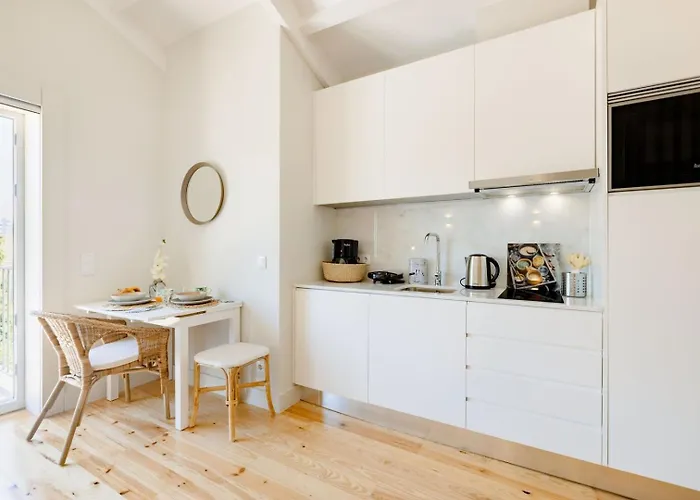 Downtown W/ Balcony 波尔图