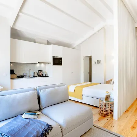 Downtown W/ Balcony Porto