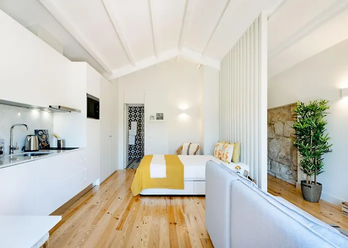 Downtown W/ Balcony Apartman Porto