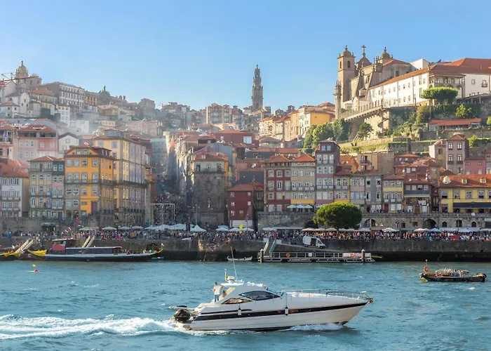 Downtown W/ Balcony Apartment Porto